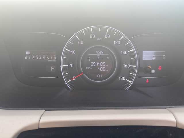 ホンダ オデッセイ G 岩手県 2016(平28)年 9.2万km ホワイトオーキッドパール 社外SDナビ/AM/FM/CD/DVD/Bluetooth/ワンセグTV/バックカメラ/ビルトインETC/ドライブレコーダー/両側パワースライドドア/クルーズコントロール/横滑り防止装置/アイドリングストップ/オートライト/LEDヘッドライト/スマートキー/プッシュスタート/電動格納ミラー/デジタルインナーミラー/社外16インチAW/16インチサマータイヤ(スチール)車載/純正フロアマット/ドアバイザー/保証書/取扱説明書