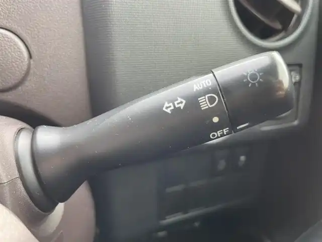 トヨタ スペイド F 栃木県 2013(平25)年 4万km パール (株)IDOMが運営する【じしゃロン宇都宮店】の自社ローン専用車両になります。こちらは現金またはオートローンご利用時の価格です。自社ローンご希望の方は別途その旨お申付け下さい/純正SDナビ/・BT/・CD/DVD/・フルセグTV/横滑り防止/バックカメラ/片側パワースライドドア/前後コーナーセンサー/Wエアバック/オートライト/モデリスタエアロパーツ/HIDヘッド