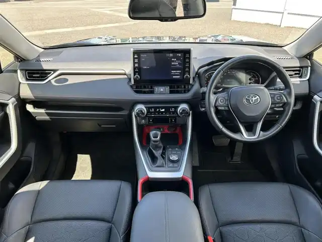 トヨタ ＲＡＶ４ アドベンチャー オフロードPKG 熊本県 2022(令4)年 2.4万km アティチュードブラックマイカ 純正ナビ（Bluetooth・バックカメラ・USB入力端子)/ JAOSバンパープロテクター/レーダークルーズコントロール/エアシート/クリアランスソナー・コーナーセンサー/４WD/ステアリングヒーター/走行モードセレクト/純正フロアマット/パワーシート（運転席）/ダウンヒルアシストコントロール/18インチ純正アルミホイール/ルーフレール/ABS/横滑り防止装置/レーンキープアシスト/スペアキー/保証書/取扱説明書