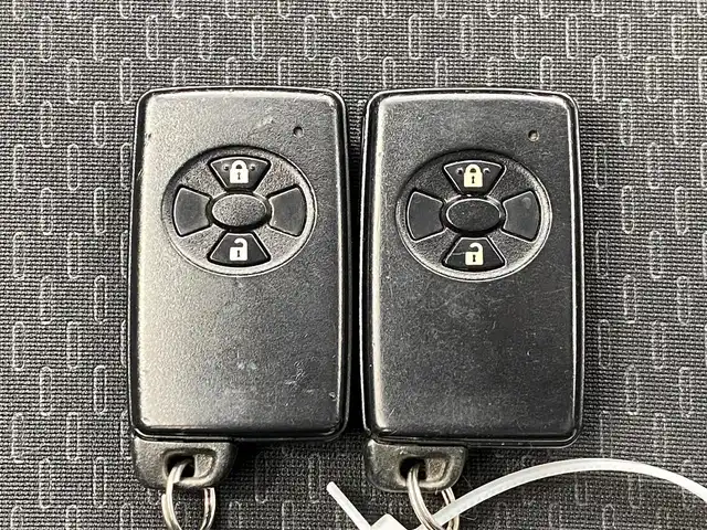 トヨタ オーリス 150X Mパッケージ 岐阜県 2006(平18)年 18.4万km シルバーM ワンオーナー　/純正ナビ（ＣＤ・ＤＶＤ・ＳＤ）　/音声認識機能　/オートライト　/スマートキー×２　/純正フロアマット　/純正ドアバイザー　/オートエアコン　/ＥＴＣ　/保証書　/取扱説明書　/ナビ取扱説明書
