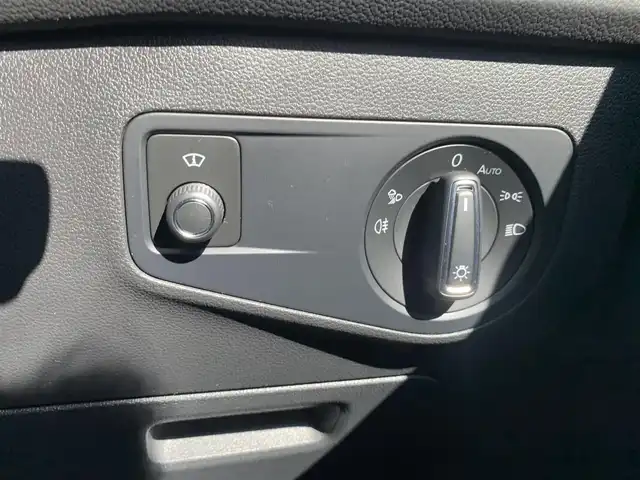 フォルクスワーゲン ＶＷ ティグアン TSI Rライン 大分県 2022(令4)年 4.4万km オリックスホワイトパールエフェクト ・純正ナビ/・ステアリングスイッチ/・純正ナビ連動ETC2.0/・全方位カメラ/・全席シートヒーター/・アダプティブクルーズコントロール/・レーンキープアシスト/・レーンチェンジアシスト