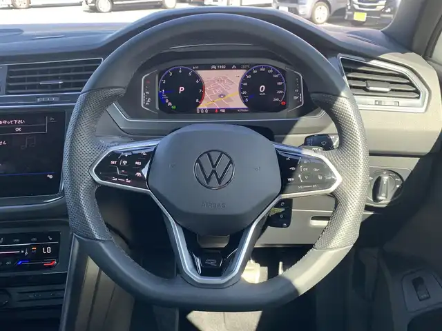 フォルクスワーゲン ＶＷ ティグアン TSI Rライン 大分県 2022(令4)年 4.4万km オリックスホワイトパールエフェクト ・純正ナビ/・ステアリングスイッチ/・純正ナビ連動ETC2.0/・全方位カメラ/・全席シートヒーター/・アダプティブクルーズコントロール/・レーンキープアシスト/・レーンチェンジアシスト