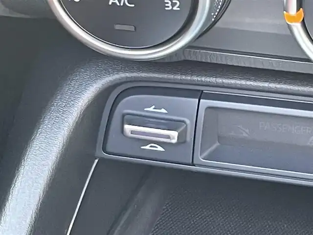 マツダ ロードスター ＲＦ VS テラコッタセレクション 滋賀県 2023(令5)年 1.2万km マシーングレープレミアムM 純正7インチナビ/（Bluetooth/CD/DVD/Apple CarPlay/Android Auto）/レザーシート/BOSEサウンドシステム/バックカメラ/クルーズコントロールシステム/クリアランスソナー/レーンキープアシスト/LEDヘッドライト/オートライト/ドライブレコーダー/D/Nシートヒーター/パドルシフト/純正フロアマット/プッシュスタート/スマートキー/ステアリングリモコン