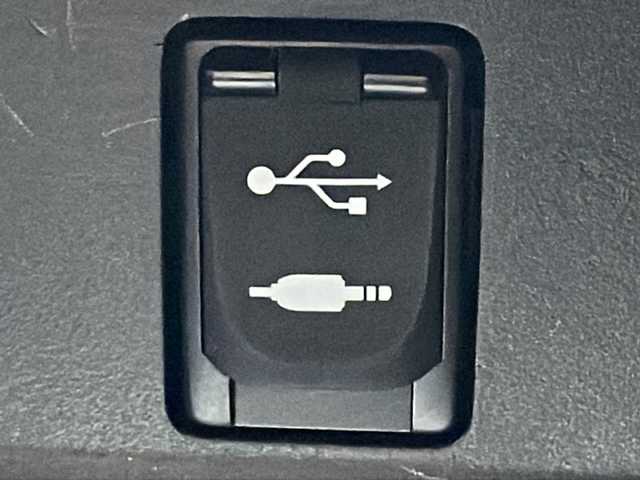 トヨタ アルファードハイブリット SR サイドリフトアップ 道北・旭川 2019(令1)年 8.3万km ブラック /４ＷＤ//モデリスタエアロ//サイドリフトアップチルトシート//両側電動スライドドア//ＪＢＬサウンドシステム//純正ナビ//ＣＤ・ＤＶＤ・ＢＤ・ＢＴ・フルセグ・ＡＵＸ・ＳＤ・ＵＳＢ//12.1インチリアエンターテイメントシステム//純正フリップダウンモニター//バックカメラ//１５００Ｗコンセント//セーフティセンス//レーダークルーズコントロール//レーントレーシングアシスト//クリアランスソナー//パーキングサポートブレーキ//プリクラッシュセーフティ//ブラインドスポットモニター//リヤクロストラフィックアラート//先行車発進お知らせ//インテリジェントパーキングアシスト//合皮黒シート//前席パワーシート・エアシート//Ｄ席メモリーシート//ＬＥＤヘッドライト//オートライト・オートワイパー//オートリトラクタミラー//純正１７インチアルミ//保証書・取説//ビルトインＥＴＣ2.0