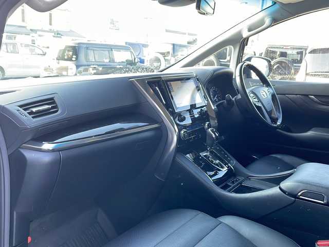 トヨタ アルファードハイブリット SR サイドリフトアップ 道北・旭川 2019(令1)年 8.3万km ブラック /４ＷＤ//モデリスタエアロ//サイドリフトアップチルトシート//両側電動スライドドア//ＪＢＬサウンドシステム//純正ナビ//ＣＤ・ＤＶＤ・ＢＤ・ＢＴ・フルセグ・ＡＵＸ・ＳＤ・ＵＳＢ//12.1インチリアエンターテイメントシステム//純正フリップダウンモニター//バックカメラ//１５００Ｗコンセント//セーフティセンス//レーダークルーズコントロール//レーントレーシングアシスト//クリアランスソナー//パーキングサポートブレーキ//プリクラッシュセーフティ//ブラインドスポットモニター//リヤクロストラフィックアラート//先行車発進お知らせ//インテリジェントパーキングアシスト//合皮黒シート//前席パワーシート・エアシート//Ｄ席メモリーシート//ＬＥＤヘッドライト//オートライト・オートワイパー//オートリトラクタミラー//純正１７インチアルミ//保証書・取説//ビルトインＥＴＣ2.0