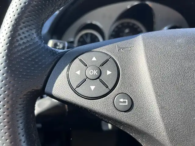 メルセデス・ベンツ Ｅ３５０ クーペ 群馬県 2011(平23)年 2.7万km カルサイトホワイト ワンオーナー/左ハンドル/ハーマンカードンサウンド/HDDナビ/バックカメラ/ブラウンレザー/シートヒーター/パワーシート/オートライト/純正17インチアルミホイール