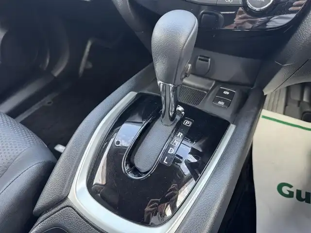 日産 エクストレイル 20Xi 千葉県 2019(令1)年 3.2万km ブリリアントホワイトパール プロパイロット/インテリジェントセーフティー/レーンキープアシスト/純正9インチナビ/フルセグTV/Bluetooth/全方位＆バックカメラ/デジタルインナーミラー/ドライブレコーダー/カプロンシート/パワーバックドア/LEDライト