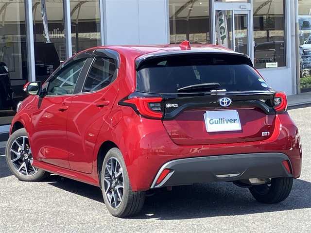 トヨタ ヤリス ハイブリッド Z 山口県 2020(令2)年 4.2万km センシュアルレッドマイカ 新車ワンオーナー/純正8インチディスプレイ/　オーディオ＆ナビ＆/パノラミックビューカメラ/純正フロアマット/純正ドアバイザー/純正LEDヘッドライト/純正LEDフォグランプ/フロントシートヒーター/アドバンストパーク