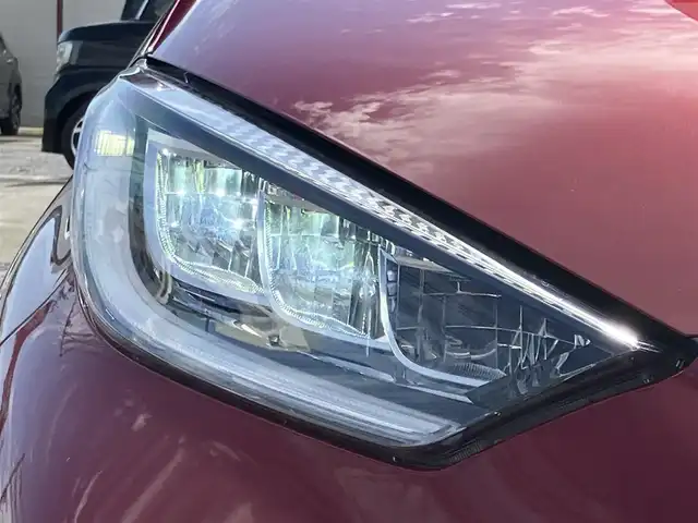 トヨタ ヤリス ハイブリッド Z 山口県 2020(令2)年 4.2万km センシュアルレッドマイカ 新車ワンオーナー/純正8インチディスプレイ/　オーディオ＆ナビ＆/パノラミックビューカメラ/純正フロアマット/純正ドアバイザー/純正LEDヘッドライト/純正LEDフォグランプ/フロントシートヒーター/アドバンストパーク