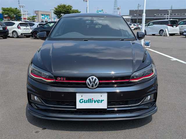 フォルクスワーゲン ポロＧＴＩ 福井県 2019(平31)年 4.8万km ディープブラックパールエフェクト 純正17インチAW/ETC2.0/デジタルインナーミラー/ワイヤレス充電/パドルシフト/前後コーナーセンサー/前後ドライブレコーダー/アダプティブクルーズコントロール/パーキングアシスト/LEDヘッドライト/R・Fフォグ/バックカメラ/純正ナビ（CD/DVD/BT/USB）/衝突被害軽減システム/横滑り防止装置/盗難防止装置/ダブル＋サイドエアバッグ/カーテンエアバッグ/アイドリングストップ/スマートキー