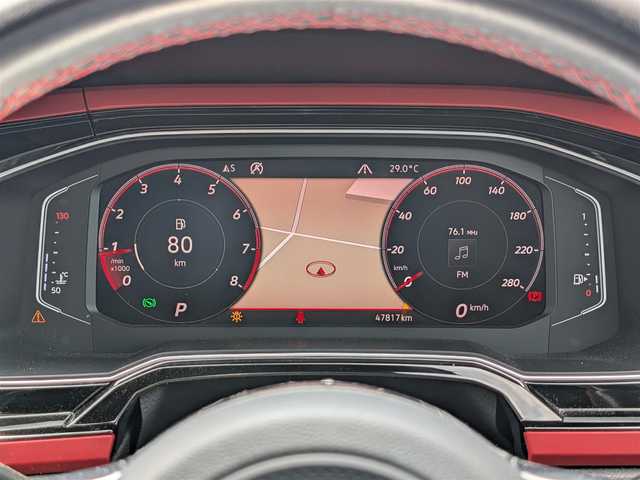 フォルクスワーゲン ポロＧＴＩ 福井県 2019(平31)年 4.8万km ディープブラックパールエフェクト 純正17インチAW/ETC2.0/デジタルインナーミラー/ワイヤレス充電/パドルシフト/前後コーナーセンサー/前後ドライブレコーダー/アダプティブクルーズコントロール/パーキングアシスト/LEDヘッドライト/R・Fフォグ/バックカメラ/純正ナビ（CD/DVD/BT/USB）/衝突被害軽減システム/横滑り防止装置/盗難防止装置/ダブル＋サイドエアバッグ/カーテンエアバッグ/アイドリングストップ/スマートキー