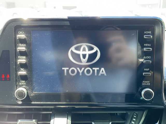 トヨタ Ｃ－ＨＲ G－T 大阪府 2022(令4)年 2.3万km ブラックマイカ ワンオーナー/ディスプレイオーディオ/・AM/FM/Bluetooth/ETC/クルーズコントロール/衝突軽減ブレーキ/レーンキープアシスト/ブラインドスポットモニター/横滑り防止装置/電動パーキングブレーキ/コーナーセンサー/シートヒーター（D席+N席）/LEDヘッドライト/オートマチックハイビーム/オートライト/オートエアコン/プッシュスタートボタン/スマートキー×2/ステアリングリモコン/純正18インチアルミホイール/12V充電器/USBジャック/純正フロアマット/ドアバイザー/保証書/取扱説明書