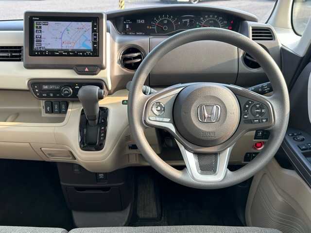 ホンダ Ｎ ＢＯＸ G L ホンダセンシング 千葉県 2020(令2)年 4.5万km ルナシルバーM 純正ナビ/CD/DVD/Bluetooth/フルセグTV/バックカメラ/ETC/片側パワースライドドア/チップアップシート/アダプティブクルーズコントロール/前席シートヒーター/ホンダセンシング/横滑り防止装置/衝突被害軽減ブレーキ/レーンキープアシスト/標識認識機能/オートハイビーム/スペアキー/純正フロアマット/取扱説明書・保証書