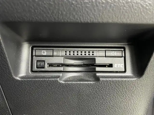 トヨタ ヴィッツ F 埼玉県 2015(平27)年 2.5万km グレーメタリック 純正ナビ　Ｂｌｕｅｔｏｏｔｈ　ＡＵＸ　バックカメラ　ＴＶ　CD　アイドリングストップ　純正フロアマット　スペアキー