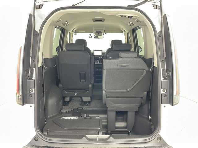 ホンダ ステップワゴン エアー 道央・札幌 2023(令5)年 3.3万km プラチナホワイトパール ・4WD/・Gathersナビ/CD&DVD&BT/・両側パワースライドドア/・バックカメラ/・ホンダセンシング/・レーダークルーズコントロール/・コーナーセンサー/・横滑り防止装置/・社外ドライブレコーダー/・ETC/・純正フロアマット/・プッシュスタート/・LEDヘッドライト/・フォグランプ/・オートライト/・スマートキー