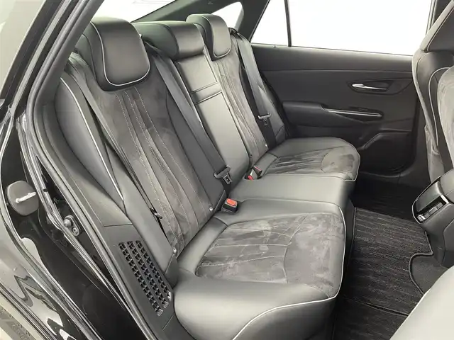 トヨタ クラウン ハイブリッド RS アドバンス Four 福井県 2019(令1)年 2.5万km プレシャスブラックパール 純正ナビ/CD/DVD/Bluetooth/フルセグ/4WD/Toyota Safety Sense/・レーダークルーズコントロール/・レーントレーシングアシスト/・衝突軽減ブレーキ/ヘッドアップディスプレイ/ブラインドスポットモニター/パドルシフト/パワーシート/シートヒーター/スマートキー/スペアキー