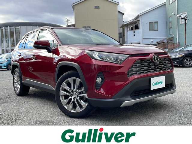 トヨタ ＲＡＶ４ G Zパッケージ 大阪府 2021(令3)年 2.1万km センシュアルレッドマイカ ワンオーナー/純正ディスプレイオーディオ/・AM/FM/Bluetooth/・フルセグテレビ/全周囲カメラ/ビルトインETC/前後ドライブレコーダー/レーダークルーズコントロール/衝突軽減ブレーキ/レーンキープアシスト/ブラインドスポットモニター/横滑り防止装置/盗難防止装置/電動パーキングブレーキ/前後コーナーセンサー/メモリシート（D席）/パワーシート（D席）/シートヒーター（D席+N席）/LEDヘッドライト/オートマチックハイビーム/オートライト/オートエアコン/プッシュスタートボタン/スマートキー×2/ステアリングリモコン/革巻きステアリング/ステアリングヒーター/純正19インチアルミホイール/12V充電器/USBジャック/純正フロアマット/保証書/取扱説明書