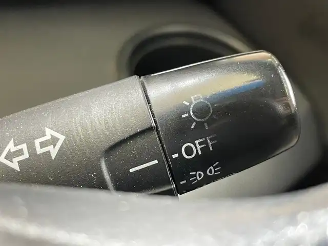 ホンダ フリード Giエアロ 岩手県 2009(平21)年 14万km アラバスターシルバーメタリック 両側パワースライドドア/バックカメラ/純正ナビ（Bluetooth CD DVD フルセグ）/横滑り防止装置/オートエアコン/オートライト/熱線入りフロントウインドウ/HIDヘッドライト/純正１５インチアルミホイール/ETC/ドアミラーウインカー/ドアバイザー/スペアキー/３列シート/ウォークスルー