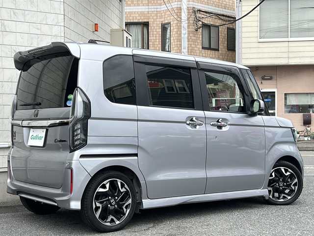 ホンダ Ｎ ＢＯＸ カスタム G L ターボ ホンダセンシング 神奈川県 2019(令1)年 5.8万km ルナシルバーM 純正ナビ(FM/AM/TV/SD/BT）/バックカメラ/クルーズコントロール/盗難防止装置/レーンキープアシスト/純正ドアバイザー/横滑り防止装置/両側パワースライドドア/純正ドライブレコーダー/パドルシフト/後席サンシェード/ETC/保証書/取扱説明書