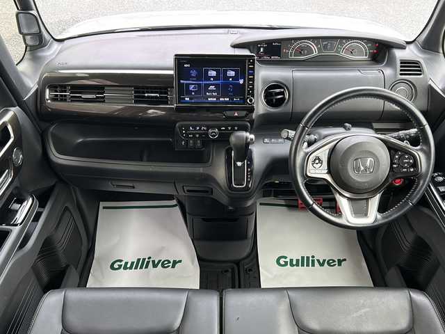 ホンダ Ｎ ＢＯＸ カスタム G L ターボ ホンダセンシング 神奈川県 2019(令1)年 5.8万km ルナシルバーM 純正ナビ(FM/AM/TV/SD/BT）/バックカメラ/クルーズコントロール/盗難防止装置/レーンキープアシスト/純正ドアバイザー/横滑り防止装置/両側パワースライドドア/純正ドライブレコーダー/パドルシフト/後席サンシェード/ETC/保証書/取扱説明書