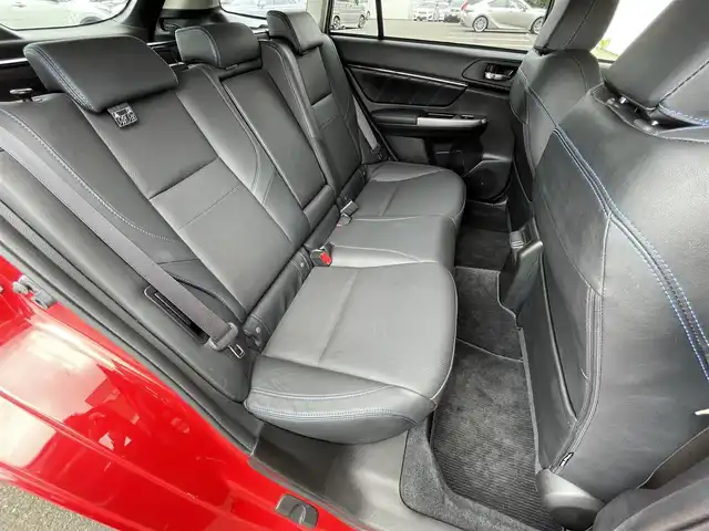スバル レヴォーグ 1．6GT－S アイサイト 道央・札幌 2016(平28)年 5.4万km ピュアレッド ・４WD/・アイサイト/・社外ナビ/　CD＆DVD＆BT＆TV/・バックカメラ/・パワーシート/・レザーシート/・レーダークルーズコントロール/・レーンキープアシスト/・ブラインドスポットモニター/・コーナーポール/・ヒルディセントコントロール/・アイドリングストップ/・パドルシフト/・プッシュスタート/・スマートキー/・電動格納ミラー/・ビルトインETC/・MT付AT/・ステアリングスイッチ/・ハンズフリー/・オートエアコン/・オートライト/・シートヒーター/・純正フロアマット/・ドアバイザー/・ウィンカーミラー/・フォグライト/・LEDヘッドライト