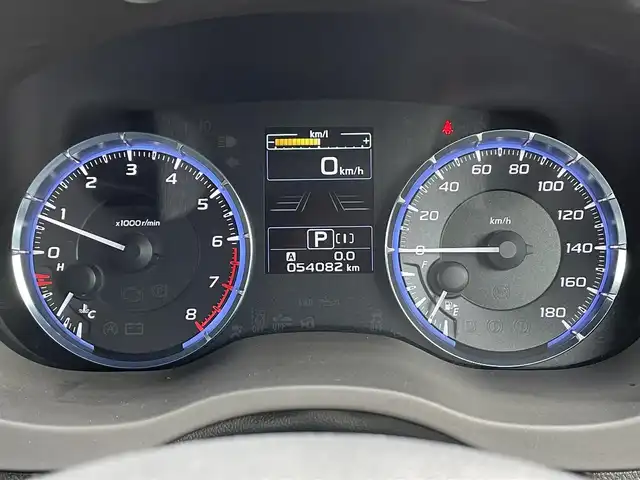 スバル レヴォーグ 1．6GT－S アイサイト 道央・札幌 2016(平28)年 5.4万km ピュアレッド ・４WD/・アイサイト/・社外ナビ/　CD＆DVD＆BT＆TV/・バックカメラ/・パワーシート/・レザーシート/・レーダークルーズコントロール/・レーンキープアシスト/・ブラインドスポットモニター/・コーナーポール/・ヒルディセントコントロール/・アイドリングストップ/・パドルシフト/・プッシュスタート/・スマートキー/・電動格納ミラー/・ビルトインETC/・MT付AT/・ステアリングスイッチ/・ハンズフリー/・オートエアコン/・オートライト/・シートヒーター/・純正フロアマット/・ドアバイザー/・ウィンカーミラー/・フォグライト/・LEDヘッドライト