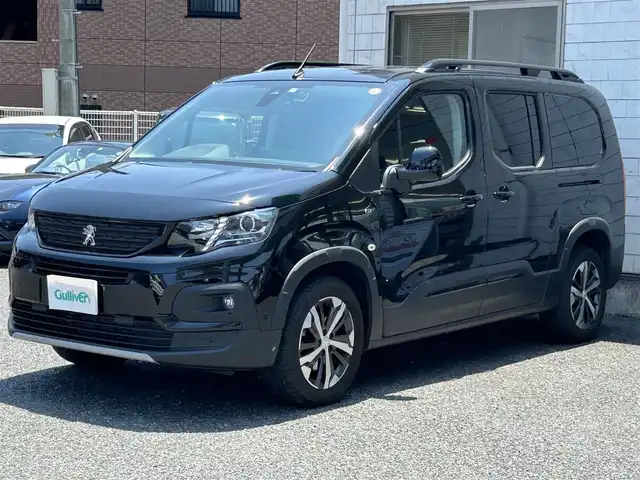 プジョー プジョー リフター ロングGT 福岡県 2023(令5)年 1.2万km ペルラネラブラック ワンオーナー/純正ディスプレイオーディオ/　(AM/FM)/バックモニター/パノラミックビジョン/運転装置/・アクティブセーフティブレーキ/・エマージェンシーブレーキ/・インテリジェントエマージェンシーブレーキアシスト/・インテリジェントハイビーム/・パーキングセンサー/・ブラインドスポットモニターアインインフォメーション/・アクティブクルーズコントロール/・トラフィック/・ドライバーアテンションアラート/・オートライト/・横滑り防止装置/・レーンキープアシスト/グリップコントロール/ヒルディセントコントロール/タイヤ空気圧警告/ストップ＆スタート/純正17インチアルミホイール/360度ドライブレコーダー【HDR361GW】/パドルシフト/選択式還元触媒システム/ディーゼルパティキュレートフィルター/プッシュスタート/純正ラバーマット/電格ウィンカーミラー/スペアキー×１/保証書/取扱説明書