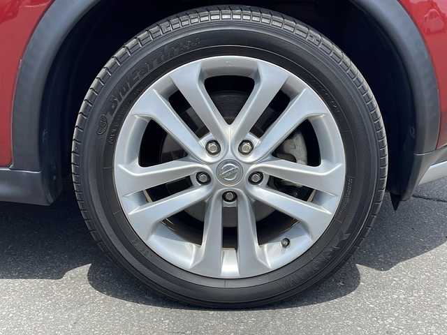 日産 ジューク 16GT FOUR 道北・旭川 2011(平23)年 10万km ラディアントレッド ・4WD/・純正デーラーオプションナビ/　CD/DVD/BT/TV/・バックカメラ/・オートライト/・革巻きステアリング/・スマートキー/・プッシュスタート/・純正エンジンスターター/・横滑り防止/・ETC/・保証書/取説/・純正フロアマット/・ドアバイザー/・社外AW付冬タイヤ積込