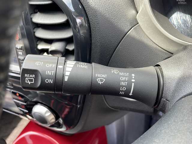 日産 ジューク 16GT FOUR 道北・旭川 2011(平23)年 10万km ラディアントレッド ・4WD/・純正デーラーオプションナビ/　CD/DVD/BT/TV/・バックカメラ/・オートライト/・革巻きステアリング/・スマートキー/・プッシュスタート/・純正エンジンスターター/・横滑り防止/・ETC/・保証書/取説/・純正フロアマット/・ドアバイザー/・社外AW付冬タイヤ積込