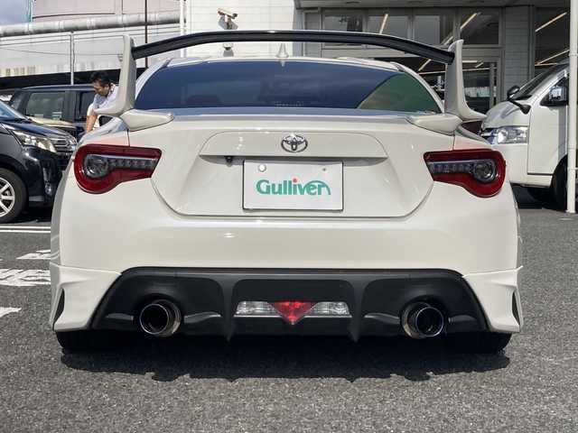 トヨタ ８６ GT 東京都 2020(令2)年 4.6万km クリスタルホワイトパール ワンオーナー/社外ナビ/フルセグテレビ/Bluetooth/バックカメラ/クルーズコントロール/プッシュスタート/ETC/TRDエアロ/HKS車高調/柿本マフラー/前ドラレコ/BBSホイール