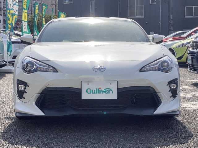 トヨタ ８６ GT 東京都 2020(令2)年 4.6万km クリスタルホワイトパール ワンオーナー/社外ナビ/フルセグテレビ/Bluetooth/バックカメラ/クルーズコントロール/プッシュスタート/ETC/TRDエアロ/HKS車高調/柿本マフラー/前ドラレコ/BBSホイール