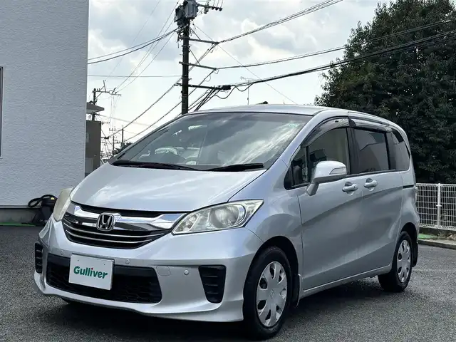 ホンダ フリード G ジャストセレクション 熊本県 2015(平27)年 12.3万km アラバスターシルバーメタリック 純正ナビ（VXM-155VFi）/【TV/CD/DVD/Bluetooth】/バックカメラ/両側パワースライド/ビルトインETC/後方誤発進抑制機能/オートライト/ウィンカーミラー/ステアリングスイッチ/純正フロアマット/純正ドアバイザー/横滑り防止/盗難防止装置/保証書/取扱説明書
