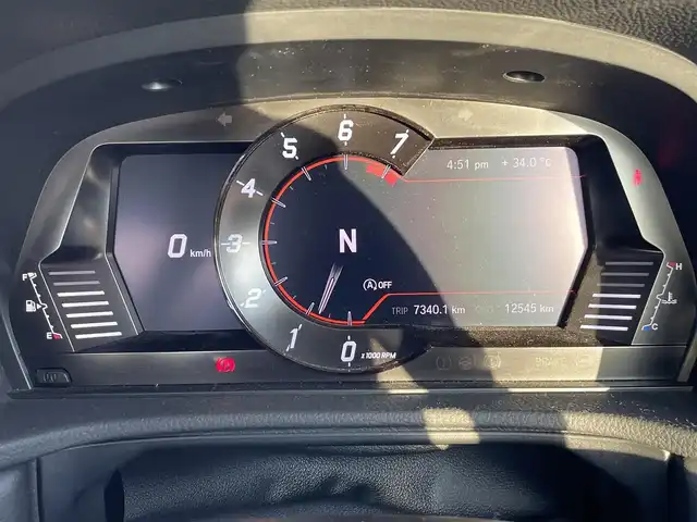 トヨタ スープラ RZ 広島県 2023(令5)年 1.3万km 青 RACECHIP（+73ps・+85Nm）/本革シート（タンカラー）/・シートヒーター/・パワーシート/革巻きステアリング（タンカラー×ブラック）/レッドキャリパー/純正ナビ（AM/FM/フルセグTV/Bluetooth）/バックカメラ/ETC/前後ドラレコ（デジタルインナーミラー一体型）/JBLプレミアムサウンド/レーダークルーズコントロール/衝突被害軽減ブレーキ/車線逸脱警報/ブラインドスポットモニター/コーナーセンサー/カラーヘッドアップディスプレイ