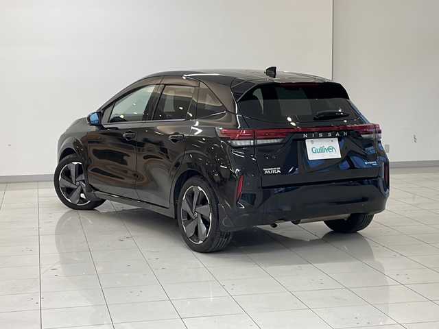 日産 オーラ G FOUR レザーエディション 新潟県 2022(令4)年 3.7万km 黒 4WD/純正メモリナビ/BT/USB/フルセグテレビ/全方位カメラ/ETC2.0/ドライブレコーダー/BOSEスピーカー/衝突被害軽減ブレーキ/レーンキープアシスト/レーダークルーズコントロール/革シート/シートヒーター /ステアリングヒーター/コーナーセンサー/ステアリングスイッチ/スマートキー/プッシュスタート/LEDヘッドライト/オートライト/オートハイビーム/フォグランプ/純正17インチアルミホイール