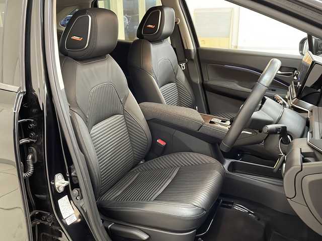 日産 オーラ G FOUR レザーエディション 新潟県 2022(令4)年 3.7万km 黒 4WD/純正メモリナビ/BT/USB/フルセグテレビ/全方位カメラ/ETC2.0/ドライブレコーダー/BOSEスピーカー/衝突被害軽減ブレーキ/レーンキープアシスト/レーダークルーズコントロール/革シート/シートヒーター /ステアリングヒーター/コーナーセンサー/ステアリングスイッチ/スマートキー/プッシュスタート/LEDヘッドライト/オートライト/オートハイビーム/フォグランプ/純正17インチアルミホイール