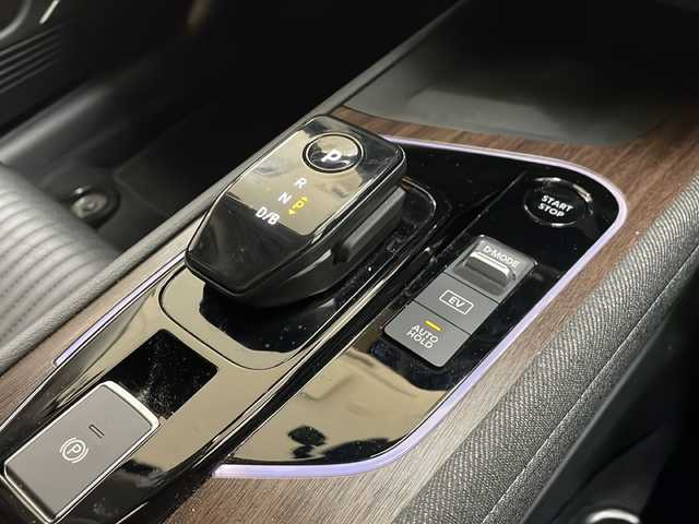 日産 オーラ G FOUR レザーエディション 新潟県 2022(令4)年 3.7万km 黒 4WD/純正メモリナビ/BT/USB/フルセグテレビ/全方位カメラ/ETC2.0/ドライブレコーダー/BOSEスピーカー/衝突被害軽減ブレーキ/レーンキープアシスト/レーダークルーズコントロール/革シート/シートヒーター /ステアリングヒーター/コーナーセンサー/ステアリングスイッチ/スマートキー/プッシュスタート/LEDヘッドライト/オートライト/オートハイビーム/フォグランプ/純正17インチアルミホイール