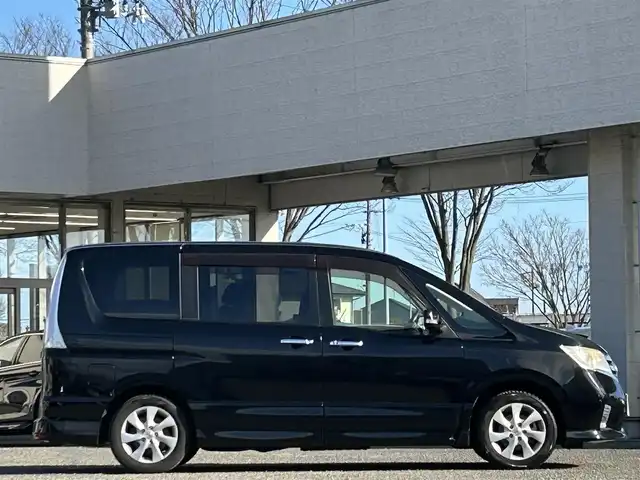 日産 セレナ ハイウェイスター Vセレクション 宮城県 2012(平24)年 11.6万km スーパーブラック 1オーナー//純正ＳＤナビ（フルセグＴＶ、ラジオ、ＤＶＤ、CD、ＣＤ、ＢＴ）//純正ＡＷ//ビルトインＥＴＣ//ムーンルーフ//両側パワースライドドア//クルコン//スペアキー//キーレス//社外AW//バックカメラ//プッシュスタート