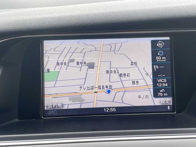 アウディ Ａ４ 2．0 TFSI クワトロ 福島県 2013(平25)年 3.6万km 白 純正ナビゲーション/・フルセグTV/BT/SD/DVD/CD/FM/AM/・バックカメラ/・ビルトインETC/D+N席パワーシート/革張りステアリング/・ステアリングリモコン/・パドルシフト/クルーズコントロール/電子パーキング/・オートブレーキホールド/MTモード付AT/アイドリングストップ/横滑り防止装置/コーナーセンサー/プッシュスタート/・スマートキー/・スペアキー1本/電動格納ミラー/・ウィンカーミラー/・オートミラー/LEDヘッドライト/・オートライト/・フォグランプ