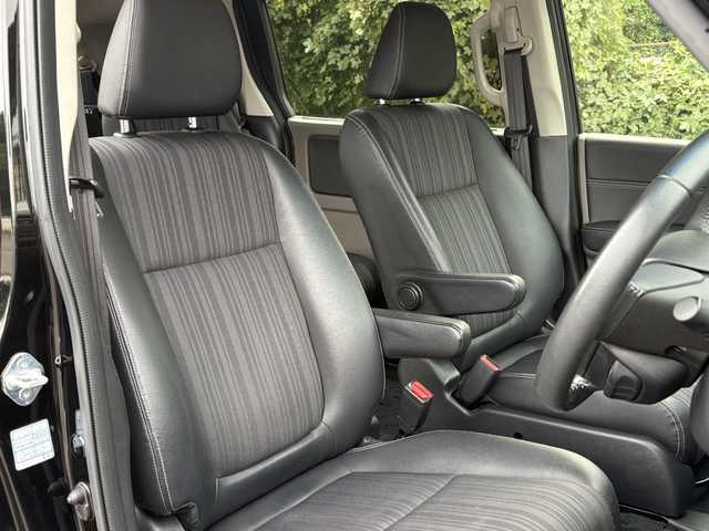 ホンダ フリード ハイブリット EX 大分県 2017(平29)年 11.8万km クリスタルブラックパール ホンダセンシング /両側パワースライドドア/モデューロエアロパーツ/純正メモリーナビ/バックカメラ/フルセグ/DVD/Bluetooth/ハーフレザーシート/シートヒーター/アダプティブクルーズコントロール/レーンキープアシスト/ビルトインETC/純正LEDヘッドライト/オートライトコントロール/スマートキー/エンジンプッシュスタート/純正15インチアルミホイール