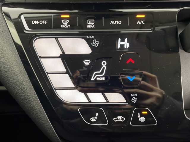 日産 デイズ ハイウェイスターX 道央・札幌 2024(令6)年 0.5万km オーシャンブルーP ・４WD/・純正ディスプレイオーディオ（BT&USB&iPad＆HDMI＆Apple Car Pay＆Android Auto）/・全方位カメラ/・横滑り防止/・アイドリングストップ/・オートマチックハイビーム/・LEDオートライト/・前席ヒーター/・アイドリングストップ/・スマートキー/・プッシュスタート/・ETC