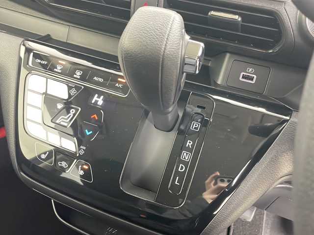 日産 デイズ ハイウェイスターX 道央・札幌 2024(令6)年 0.5万km オーシャンブルーP ・４WD/・純正ディスプレイオーディオ（BT&USB&iPad＆HDMI＆Apple Car Pay＆Android Auto）/・全方位カメラ/・横滑り防止/・アイドリングストップ/・オートマチックハイビーム/・LEDオートライト/・前席ヒーター/・アイドリングストップ/・スマートキー/・プッシュスタート/・ETC