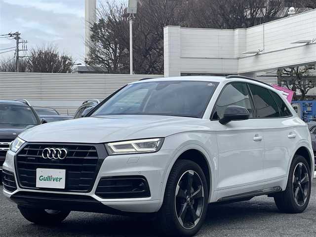 アウディ Ｑ５ ブラックエディション 東京都 2018(平30)年 5.9万km グレイシアホワイトメタリック 純正ナビ(フルセグ/BT/CD/DVD/FM/AM/SD)/アウディプレセンス/アウディサイドアシスト/アウディアクティブレーンアシスト/360°カメラ/バーチャルコクピット/純正20インチAW/レザーシート/シートヒーター（D/N）/パワーシート(D/N)/パワーバックドア/オートホールド/コーナーセンサー/パドルシフト/スペアキー/ETC　2.0