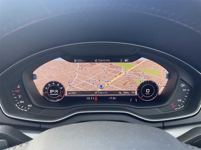 アウディ Ｑ５ ブラックエディション 東京都 2018(平30)年 5.9万km グレイシアホワイトメタリック 取扱説明書/純正ナビ(フルセグ/BT/CD/DVD/FM/AM/SD)/アウディプレセンス/アウディサイドアシスト/アウディアクティブレーンアシスト/アダプティブクルーズコントロール/360°カメラ　ETC2.0/バーチャルコクピット12.3インチ古液晶メーター/レザーシート/シートヒーター（D/N）/パワーシート(D/N)/パワーバックドア/マトリクスLEDヘッドランプ/ブラックルーフレール/オートホールド/コーナーセンサー/パドルシフト/スマートキー×２【キータグ有】/ダンピングコントロールサスペンション/純正２０インチブラック塗装アルミ