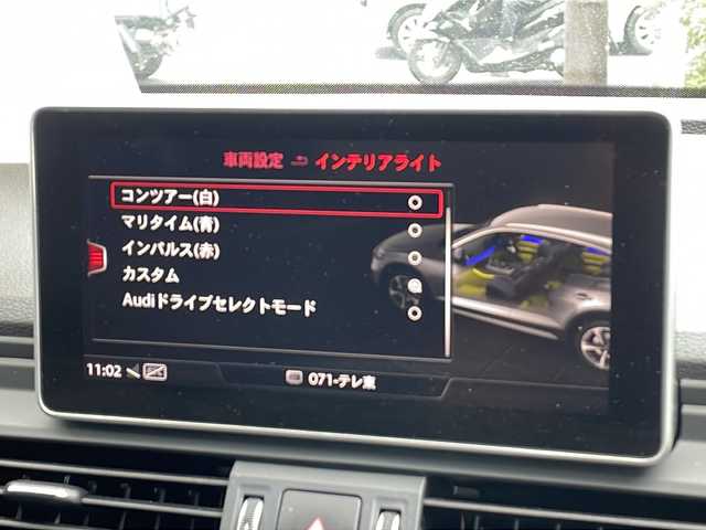 アウディ Ｑ５ ブラックエディション 東京都 2018(平30)年 5.9万km グレイシアホワイトメタリック 取扱説明書/純正ナビ(フルセグ/BT/CD/DVD/FM/AM/SD)/アウディプレセンス/アウディサイドアシスト/アウディアクティブレーンアシスト/アダプティブクルーズコントロール/360°カメラ　ETC2.0/バーチャルコクピット12.3インチ古液晶メーター/レザーシート/シートヒーター（D/N）/パワーシート(D/N)/パワーバックドア/マトリクスLEDヘッドランプ/ブラックルーフレール/オートホールド/コーナーセンサー/パドルシフト/スマートキー×２【キータグ有】/ダンピングコントロールサスペンション/純正２０インチブラック塗装アルミ