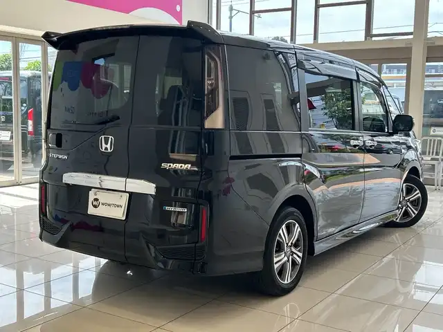 ホンダ ステップワゴン スパーダ ハイブリッド G ホンダセンシング 埼玉県 2018(平30)年 5.3万km プレミアムスパークルブラックパール ホンダセンシング/純正9型ナビ/ フルセグ/BT/DVD/CD/バックカメラ/両側パワースライドドア/Honda SENSING/衝突軽減ブレーキ/レーンキープアシスト/レーダークルーズコントロール/路外逸脱抑制機能/誤発進抑制機能/渋滞追従機能付/LKAS〈車線維持支援システム〉/先行車発進お知らせ機能/標識認識機能/スマートキー/プッシュスタート/ビルトインETC/純正16インチアルミホイール/LEDヘッドライト