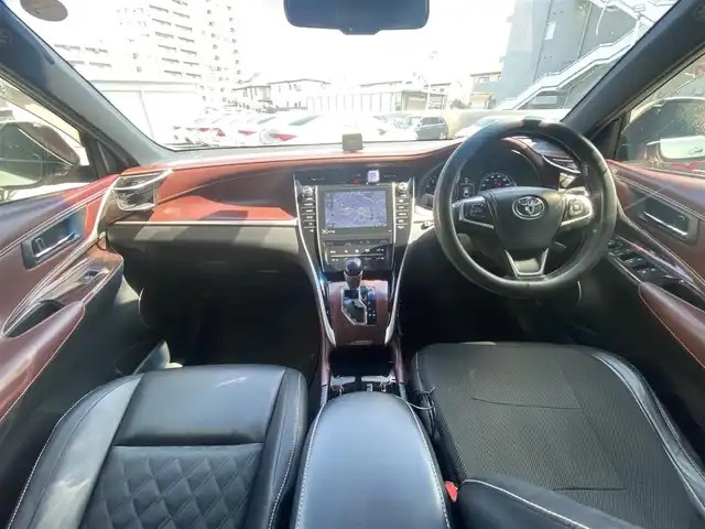 トヨタ ハリアー プレミアム 栃木県 2014(平26)年 12.5万km ホワイトパールクリスタルシャイン クルコン/レーン/電動リアゲート/JBL/Bカメラ/純正ナビ/フルセグ/D席パワーシート/ハーフレザー /ETC/LED/純正18インチAW
