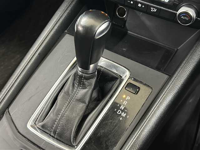 マツダ ＣＸ－５ XD プロアクティブ 道央・札幌 2020(令2)年 10.3万km ジェットブラックマイカ ・ワンオーナー/・4 W D/・ディーゼルターボ/・衝突軽減ブレーキ/・横滑り防止装置/・レーダークルーズコントロール/・レーンキープアシスト/・ブラインドスポットモニター/・ヘッドアップディスプレイ/・ステアリングヒーター/・前席シートヒーター /・運転席パワーシート/・純正SDナビ(BT.CD.DVD)/・全方位カメラ/・フルセグTV/・LEDヘッドライト/・リヤフォグライト/・オートライト/・スタッドレスタイヤ積込(2023年 TOYO TX)/　社外17インチAW付