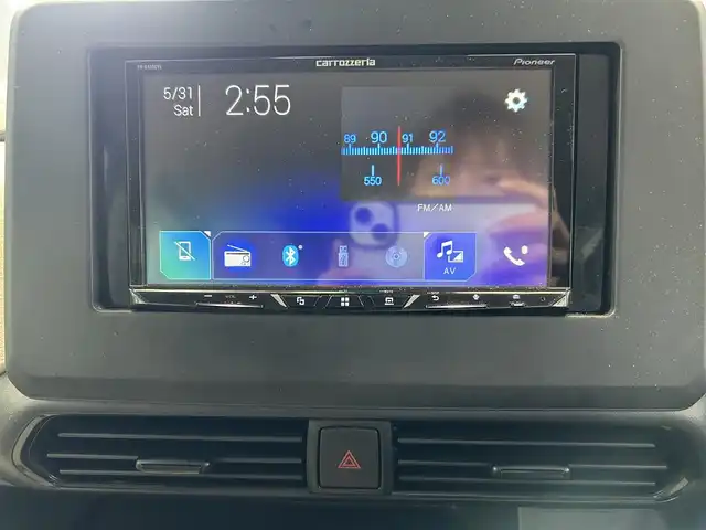 三菱 ｅＫスペース M 鹿児島県 2020(令2)年 3.4万km スターリングシルバーM 社外オーディオ　/Ｂｌｕｅｔｏｏｔｈ　/アイドリングストップ　/前席シートヒーター　/電動格納ミラー　/ヘッドライトレベライザー　/オートライト　/オートマチックハイビーム　/前後ドライブレコーダー　/フロアマット