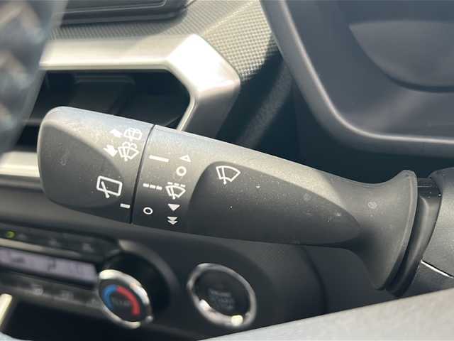 トヨタ ライズ Z 富山県 2024(令6)年 2.5万km ブラックマイカメタリック/シャイニングホワイトパール 4WD/社外SDナビ/フルセグ/Bluetooth/バックカメラ/ビルトインETC/衝突軽減ブレーキ/レーダークルーズコントロール/クリアランスソナー/スペアキー