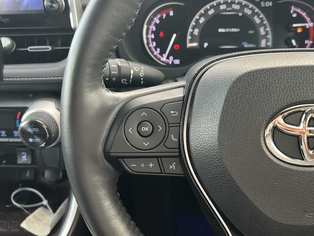 トヨタ ＲＡＶ４ G 富山県 2020(令2)年 4.1万km ホワイトパールクリスタルシャイン ワンオーナー/新車時保証書/取扱説明書/トヨタセーフティセンス/　・プリクラッシュセーフティ/　・レーントレーシングアシスト/　・オートマチックハイビーム/　・ロードサインアシスト/　・レーダークルーズコントロール/　・先行車発進告知機能/純正ディスプレイナビ/　（フルセグTV/BT/USB端子/ラジオ）/プッシュスターター/アラウンドビューモニター/オートリトラクティブドアミラー/ブラインドスポットモニター/ステアリングスイッチ/ステアリングヒーター/オートライト/オートハイビーム/純正LEDフォグランプ/フロントシートヒーター/社外前後ドライブレコーダー付デジタルインナーミラー/ビルトインETC/パワーバックドア/ドライブモードセレクトスイッチ/　（ECO/NORMAL/SPORT)/マルチテレインセレクト/　（MUD・SAND/NORMAL/ROCK・DIRT)/タイヤサイズ　　225/60/R18